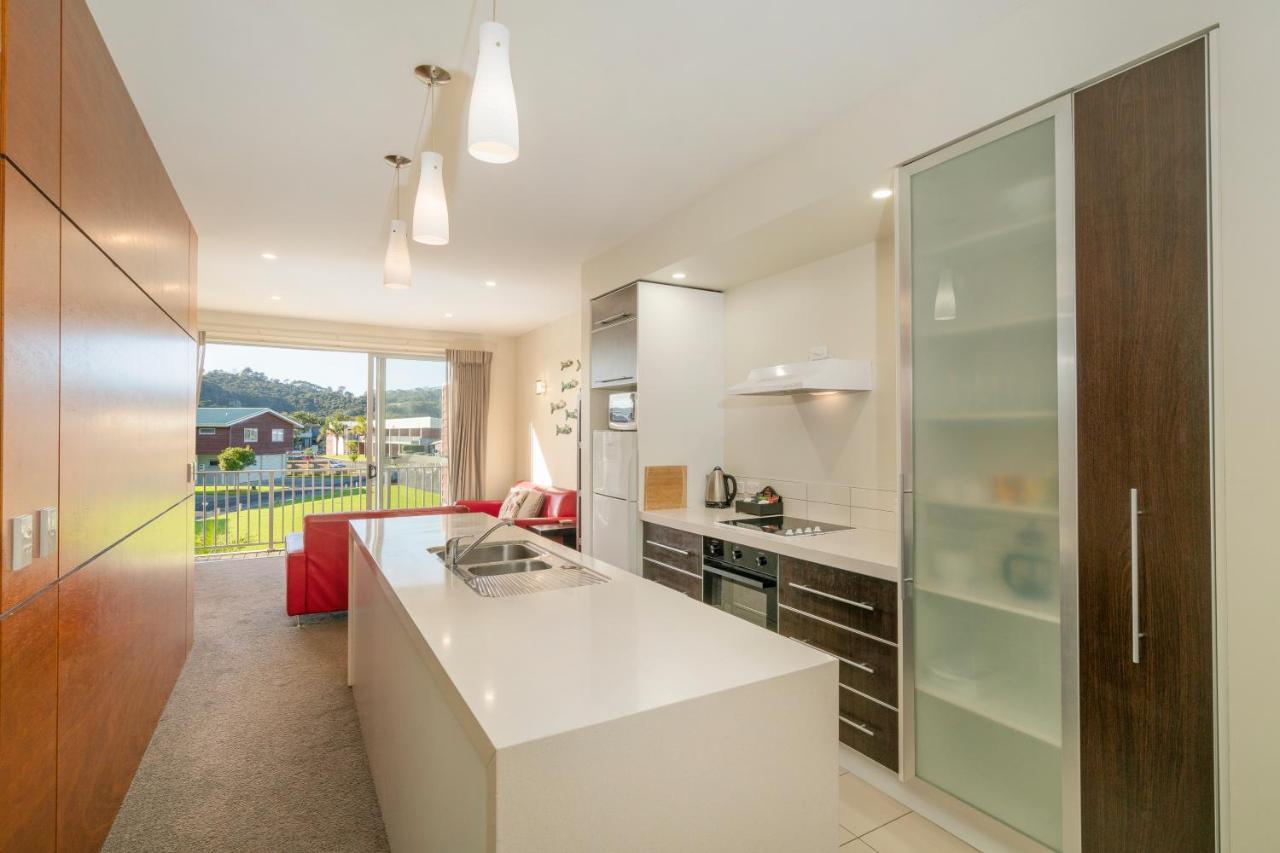 Ocean Serenity Apartments Whitianga Eksteriør bilde