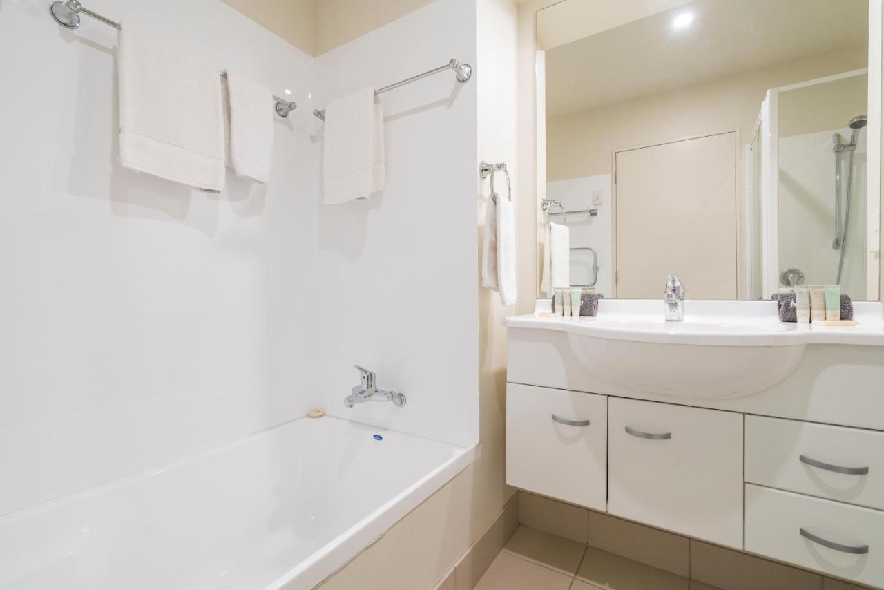 Ocean Serenity Apartments Whitianga Eksteriør bilde