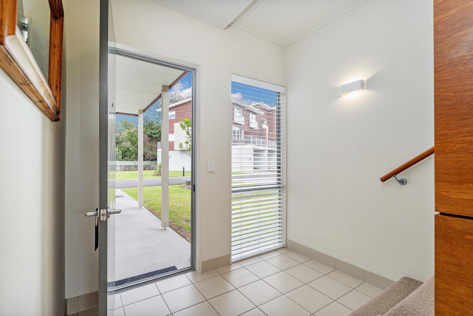 Ocean Serenity Apartments Whitianga Eksteriør bilde
